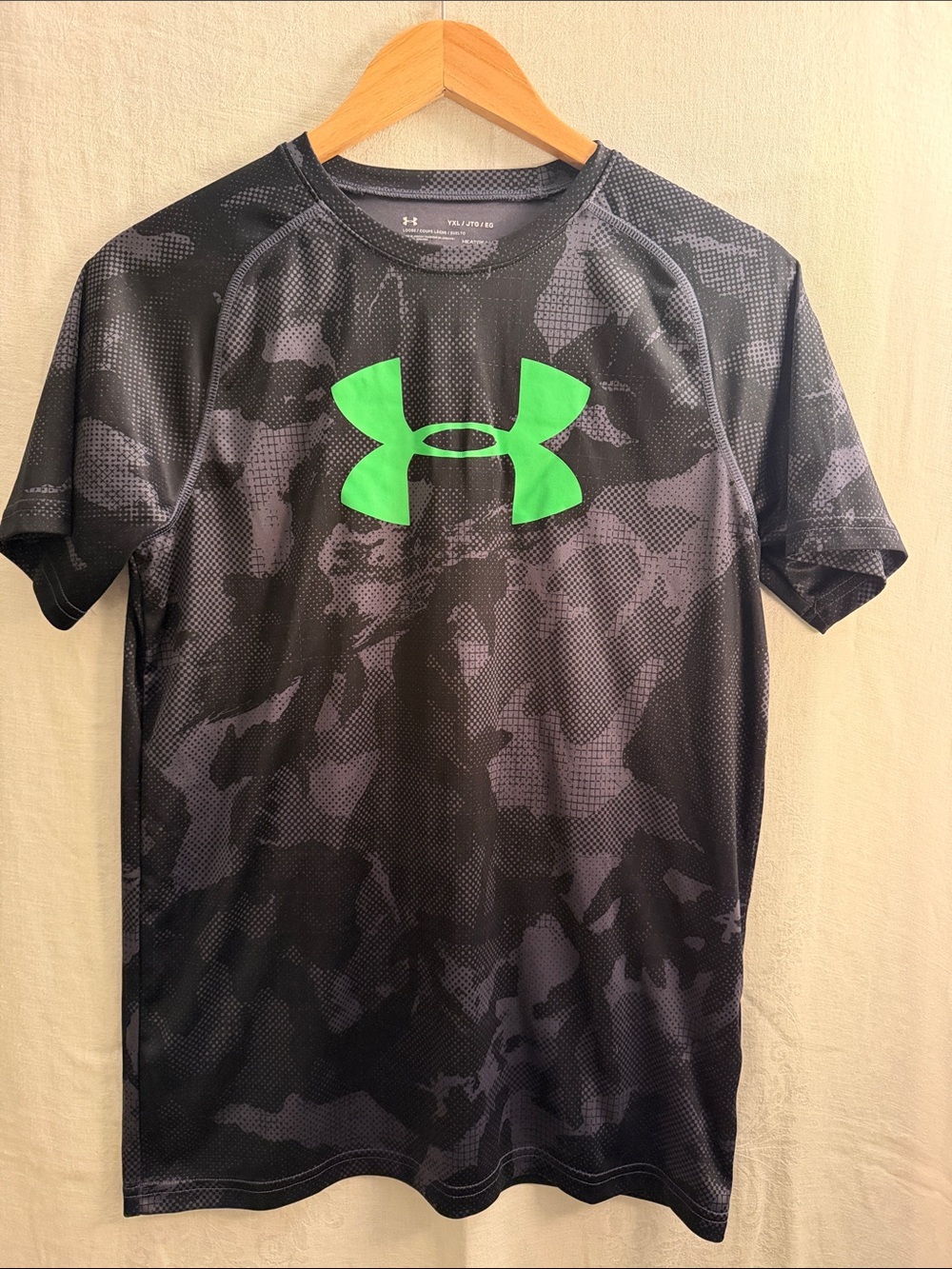Under Armour Kids' Tees - Gray and Black with Neon Accents. YXL. Heatgear.